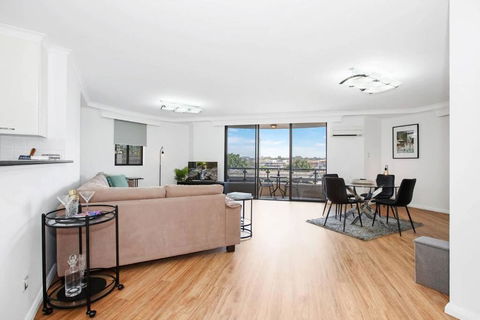 Pyrmont 2 Bed Apartment - Prime Location W Parking - Kalgoorlie Accommodation 2