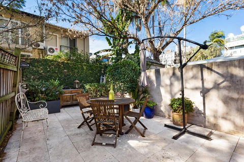 Pyrmont Self-Contained Terrace House (64 BUL) - Kalgoorlie Accommodation 2