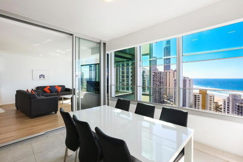 Q Tower Amazing Ocean Views 22nd Level Heated Pools Sleeps 6 - Optimise BNB - Kalgoorlie Accommodation 2