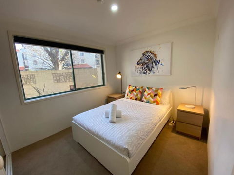 Quiet 2 Bedroom Apt In The Heart Of Old Kingston - Kalgoorlie Accommodation 3