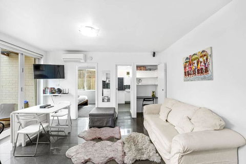 Quiet And Peaceful Beachside 1BR Retreat W Parking - Kalgoorlie Accommodation 0