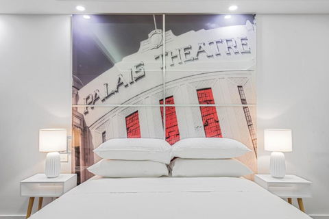 Quirky Studio With Sleek Decor In St Kilda - Kalgoorlie Accommodation 2