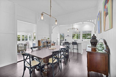 Rambling Roses - Kalgoorlie Accommodation 2