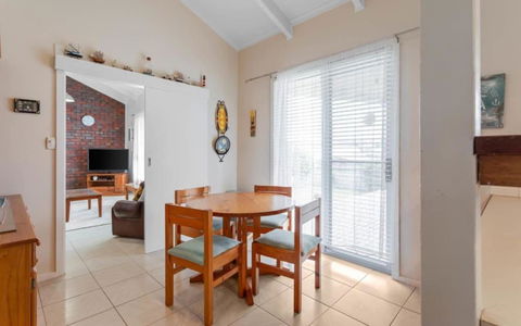 Ratties Residence 6 Carnegie St Port Ellliot - No Linen Included - Kalgoorlie Accommodation 3