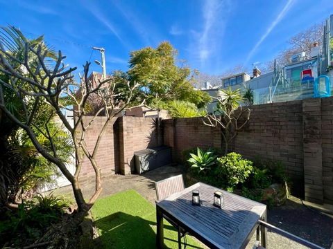 Rear Garden Suite - Kalgoorlie Accommodation 0