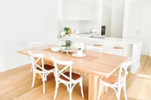 Red Brick Central Retreat - Kalgoorlie Accommodation 2