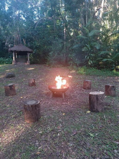 Rainforest Retreat-Fireplace-BBQ-3 Acres- - Kalgoorlie Accommodation 2