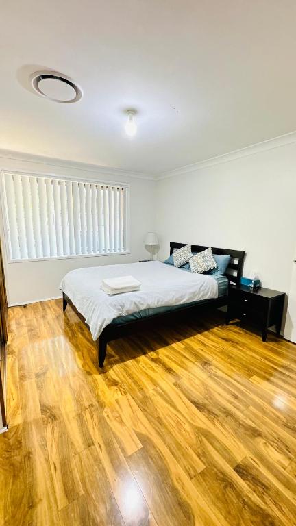Quiet Family Townhouse In Wollongong CBD - Kalgoorlie Accommodation 2