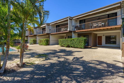 Rainbow Surf 5 - Kalgoorlie Accommodation 2