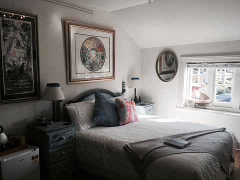 Assemblage Boutique Art B & B - Kalgoorlie Accommodation 1