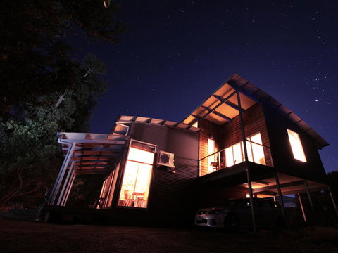 At The Gap Holiday Home - Kalgoorlie Accommodation 2