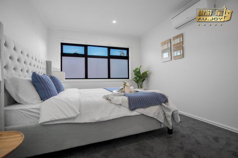 AU.JOY 3 Bed Townhouse Burwood 3 - Kalgoorlie Accommodation 0