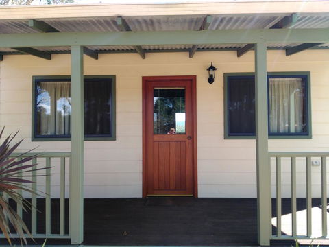 Augusta Chalet - Kalgoorlie Accommodation 1
