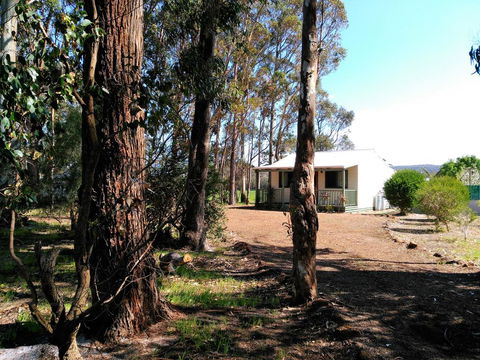 Augusta Chalet - Kalgoorlie Accommodation 0