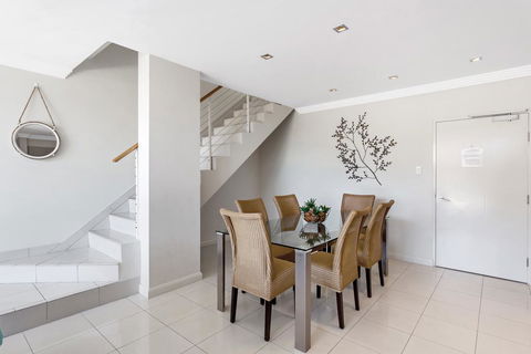 Aura 13 - Shoal Bay - Kalgoorlie Accommodation 3