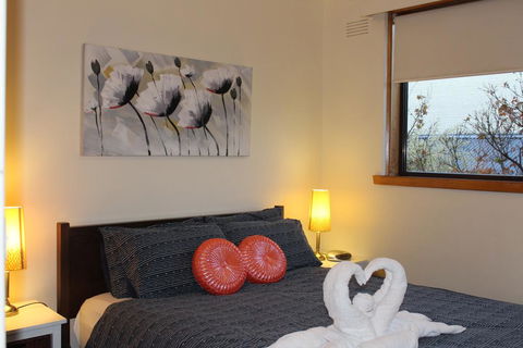 Australian Home Away @ Richmond - Kalgoorlie Accommodation 0