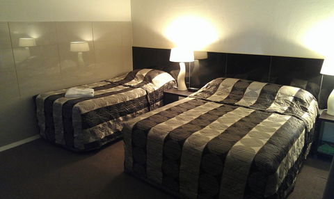 Avalon Motel - Kalgoorlie Accommodation 0