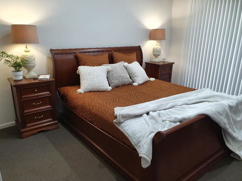 Aveley Equestrian Cottage - Kalgoorlie Accommodation 1