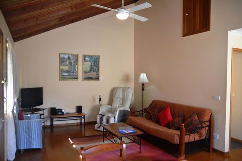 Avoca Cottages VICTORIA - Kalgoorlie Accommodation 1