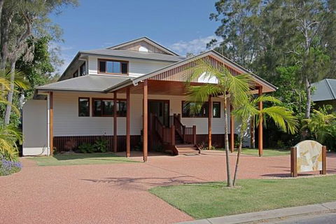 Away On Shirley Lane - Kalgoorlie Accommodation 0