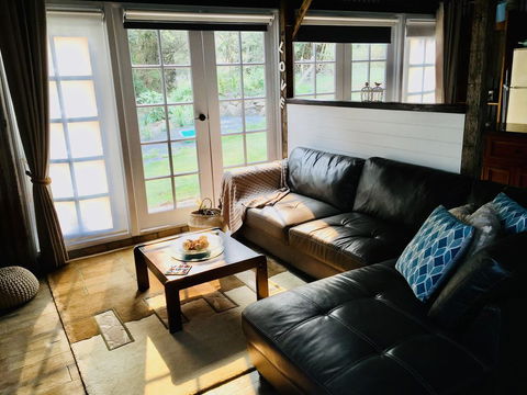 Awesome Barn Gold Coast Hinterland - Kalgoorlie Accommodation 0
