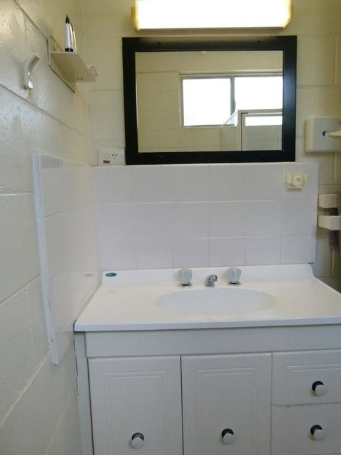 Azalea Motel - Kalgoorlie Accommodation 2