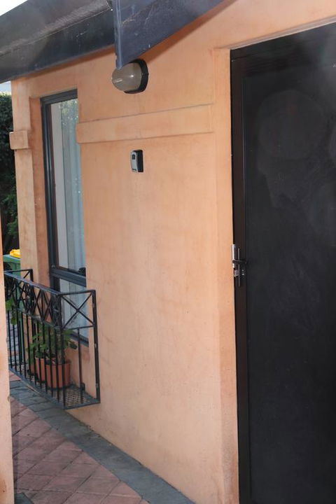 Azalea Villa - Close To The City Of Perth - Kalgoorlie Accommodation 3