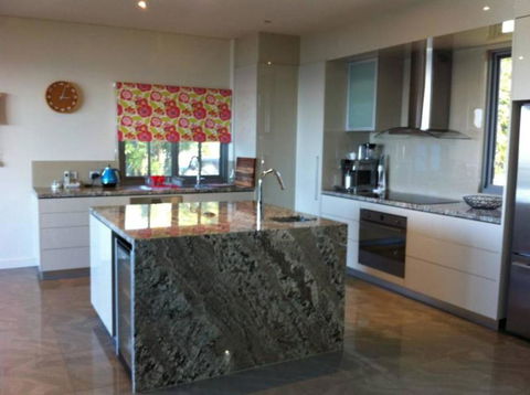 Azul Del Mar - Kalgoorlie Accommodation 2