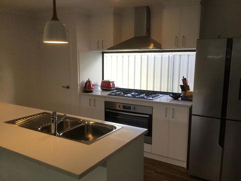 Azure@Ramada - Kalgoorlie Accommodation 3