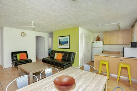 Baden 35 - Rainbow Shores, Walk To Beach, Pools, Tennis Court - Kalgoorlie Accommodation 1