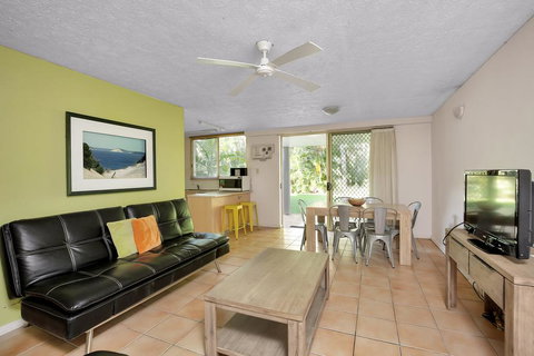 Baden 35 - Rainbow Shores, Walk To Beach, Pools, Tennis Court - Kalgoorlie Accommodation 0