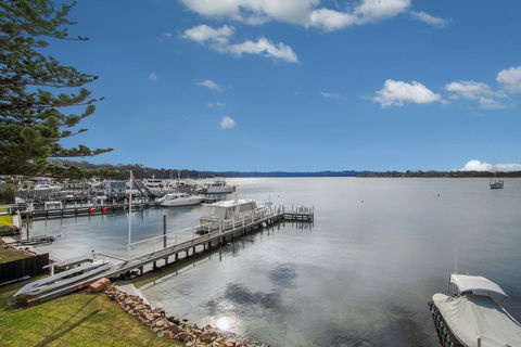 Bancroft Bay Frontage - Kalgoorlie Accommodation 3