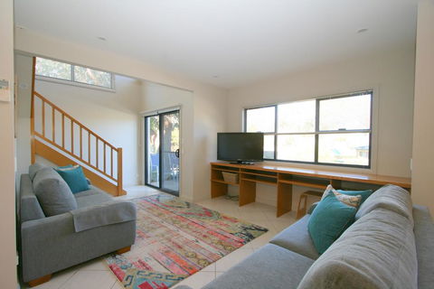 Banjos Way 2/23 Banjo Patterson Crescent - Kalgoorlie Accommodation 1