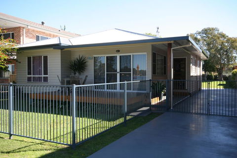 BANYANDAH 557 Ocean Drive NH - Kalgoorlie Accommodation 0