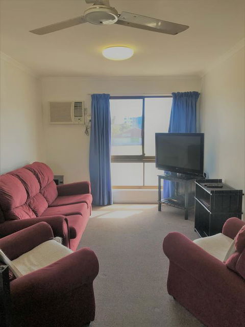 Bargara Beach Motor Inn - Kalgoorlie Accommodation 3
