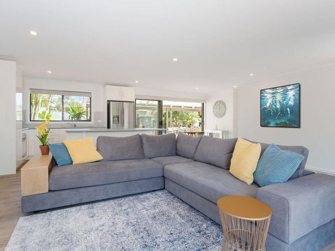 Bay Dream Believer', 16 Verona Road - Pet Friendly, Boat Parking & WIFI - Kalgoorlie Accommodation 1