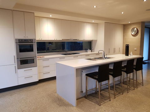 Beach Haven - Kalgoorlie Accommodation 1