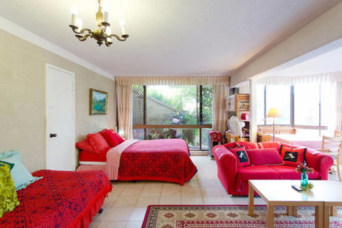 Beach Haven Studio - Kalgoorlie Accommodation 0