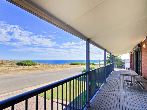 Beach House At Moana - Kalgoorlie Accommodation 0