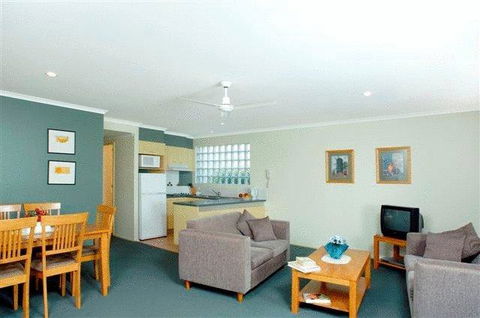 Beaches Holiday Resort - Kalgoorlie Accommodation 2