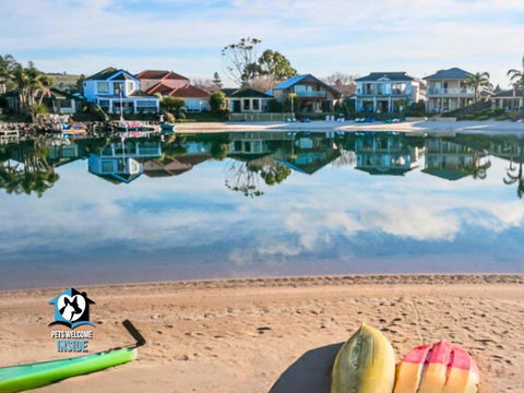 Renovated Beautiful Holiday Home With A Private Beach & Stunning Views! - Kalgoorlie Accommodation 0