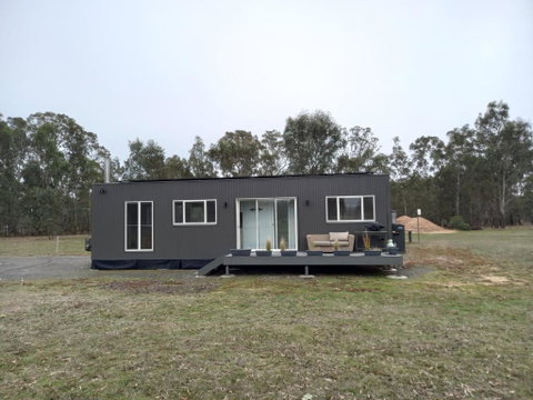 Redman View Luxury Lakeside Cabin - Kalgoorlie Accommodation 1