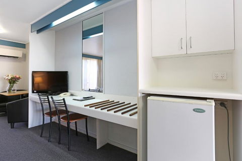 Reef Resort Motel - Kalgoorlie Accommodation 1