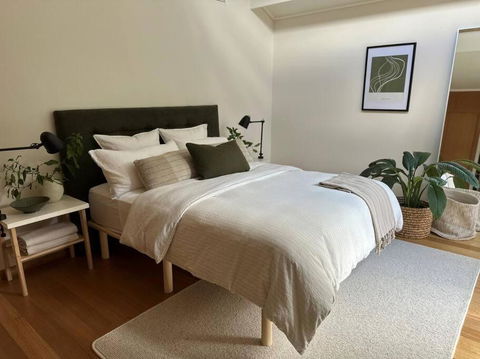 Relaxed And Stylish -self Check In, Secure Parking - Kalgoorlie Accommodation 1