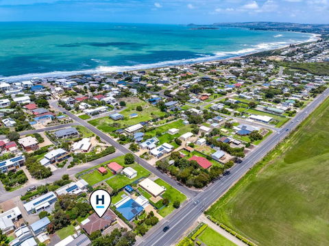Relaxed Family Beach House - No Linen Included - Kalgoorlie Accommodation 0