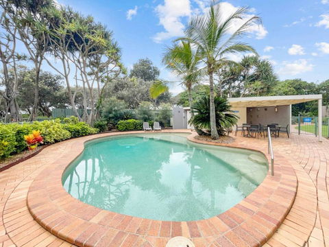 Relaxing Ocean View Apartment In Buddina - Kalgoorlie Accommodation 3