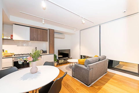 Relaxing Urban Oasis - Kalgoorlie Accommodation 0