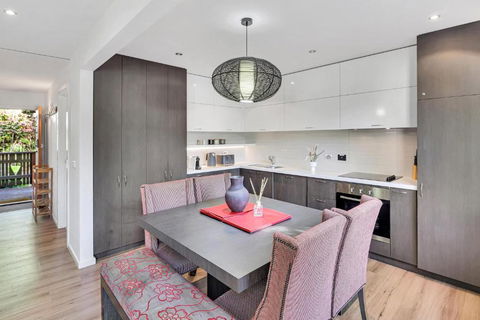 Ren Basera - Kalgoorlie Accommodation 1