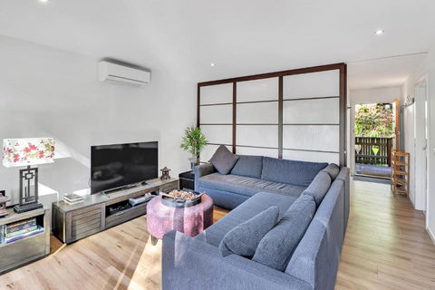 Ren Basera - Kalgoorlie Accommodation 2