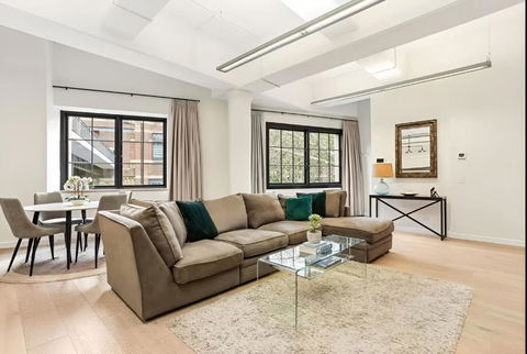 Renovated Warehouse Conversion In Heart Of Sydney - Kalgoorlie Accommodation 2